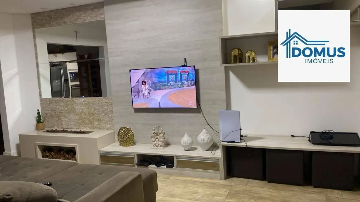 Foto 1 de Casa de Condomínio com 3 quartos para alugar, 325m2 em Sao Jose Dos Campos - SP