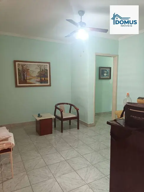 Foto 2 de Casa com 3 quartos à venda, 250m2 em Sao Jose Dos Campos - SP