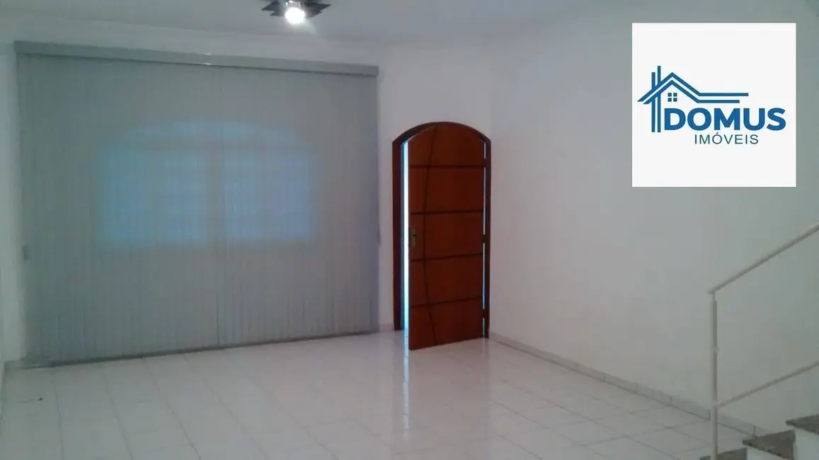 Foto 6 de Casa com 3 quartos à venda e para alugar, 206m2 em Sao Jose Dos Campos - SP