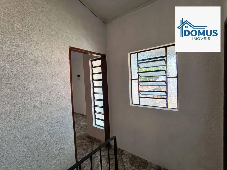 Foto 8 de Casa com 2 quartos para alugar, 50m2 em Sao Jose Dos Campos - SP