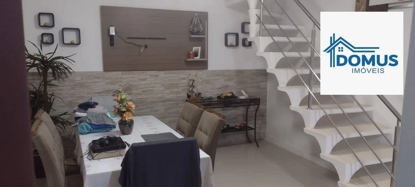 Foto 6 de Casa com 2 quartos à venda, 180m2 em Parque Santo Antônio, Jacarei - SP