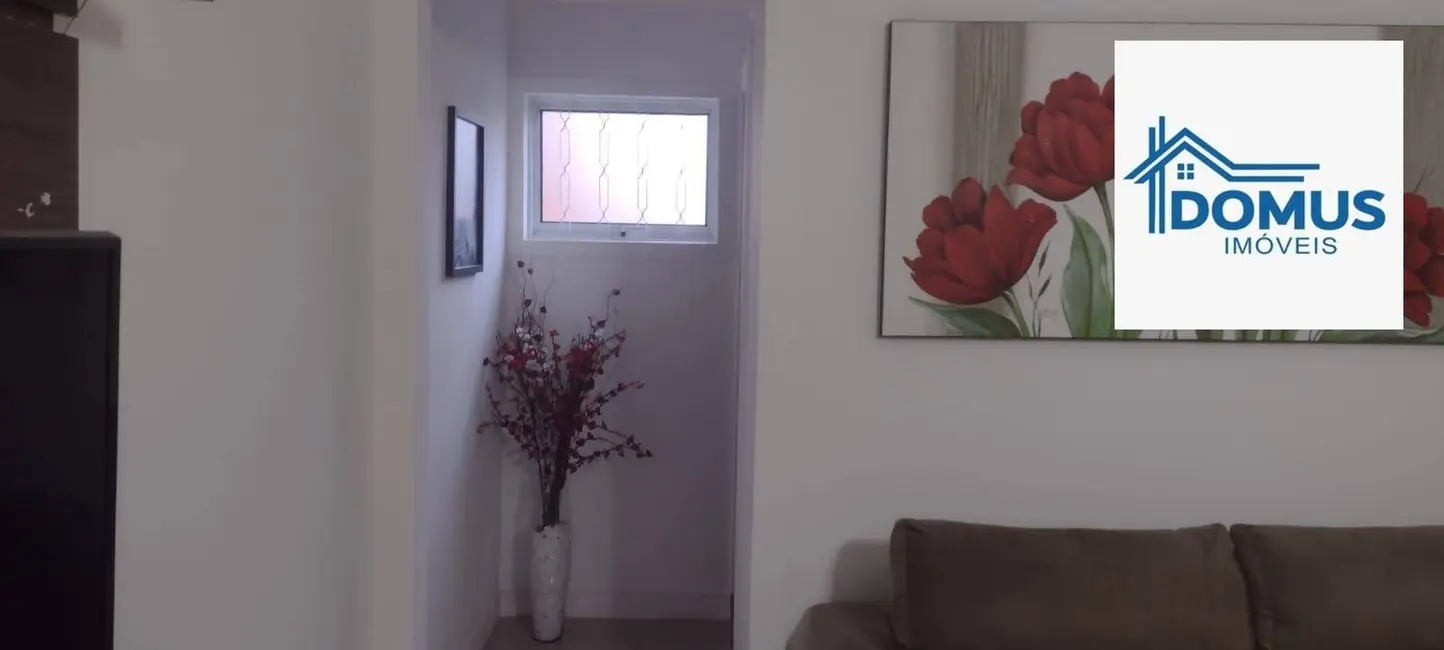 Foto 7 de Casa com 2 quartos à venda, 180m2 em Parque Santo Antônio, Jacarei - SP