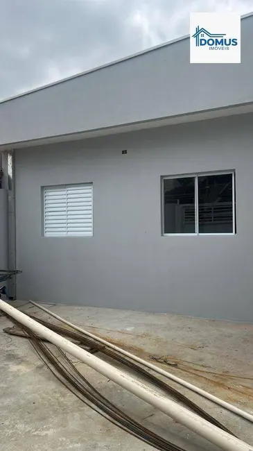 Casa com 2 quartos à venda, 125m2 em Sao Jose Dos Campos - SP - imagem 2 Foto 2 de Casa com 2 quartos à venda, 125m2 em Sao Jose Dos Campos - SP