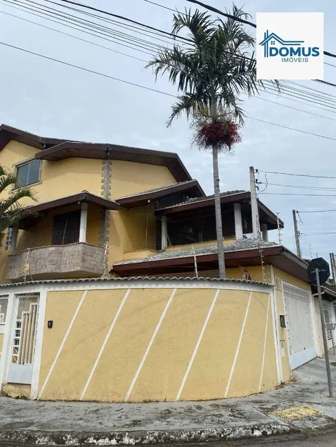 Foto 4 de Casa com 3 quartos à venda, 198m2 em Sao Jose Dos Campos - SP