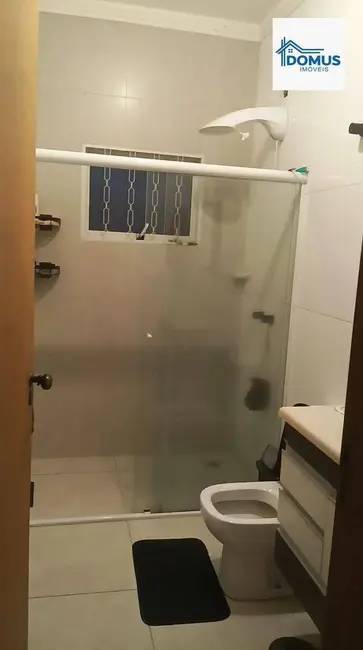 Casa com 2 quartos para alugar, 187m2 em Sao Jose Dos Campos - SP - imagem 6 Foto 6 de Casa com 2 quartos para alugar, 187m2 em Sao Jose Dos Campos - SP