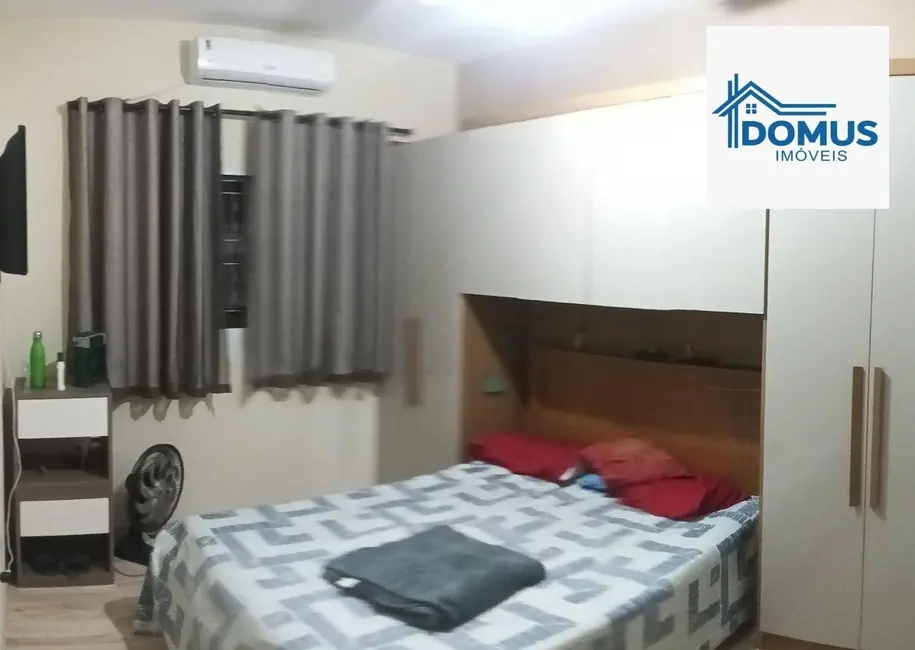 Casa com 2 quartos para alugar, 187m2 em Sao Jose Dos Campos - SP - imagem 5 Foto 5 de Casa com 2 quartos para alugar, 187m2 em Sao Jose Dos Campos - SP