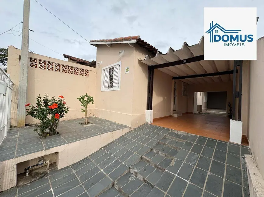 Casa com 2 quartos para alugar, 149m2 em Sao Jose Dos Campos - SP - imagem 2 Foto 2 de Casa com 2 quartos para alugar, 149m2 em Sao Jose Dos Campos - SP