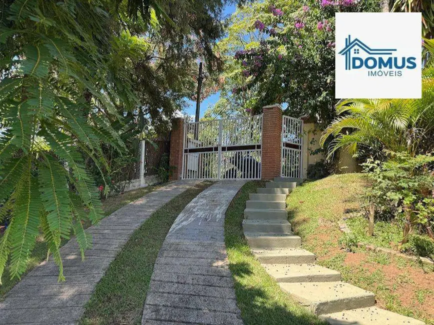 Chácara com 4 quartos à venda, 5000m2 em Chácaras Condomínio Recanto Pássaros II, Jacarei - SP - imagem 2 Foto 2 de Chácara com 4 quartos à venda, 5000m2 em Chácaras Condomínio Recanto Pássaros II, Jacarei - SP