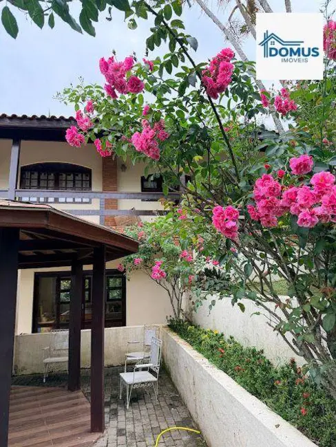 Chácara com 4 quartos à venda, 5000m2 em Chácaras Condomínio Recanto Pássaros II, Jacarei - SP - imagem 3 Foto 3 de Chácara com 4 quartos à venda, 5000m2 em Chácaras Condomínio Recanto Pássaros II, Jacarei - SP