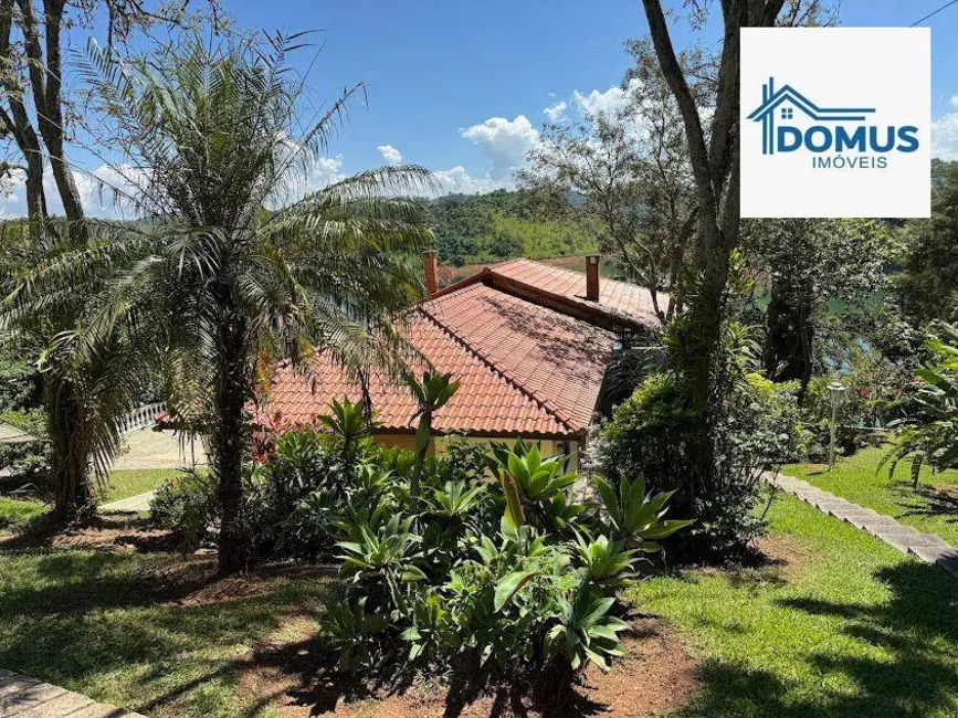 Chácara com 4 quartos à venda, 5000m2 em Chácaras Condomínio Recanto Pássaros II, Jacarei - SP - imagem 1 Foto 1 de Chácara com 4 quartos à venda, 5000m2 em Chácaras Condomínio Recanto Pássaros II, Jacarei - SP