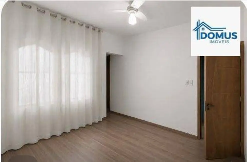 Foto 2 de Casa com 3 quartos à venda, 250m2 em Sao Jose Dos Campos - SP