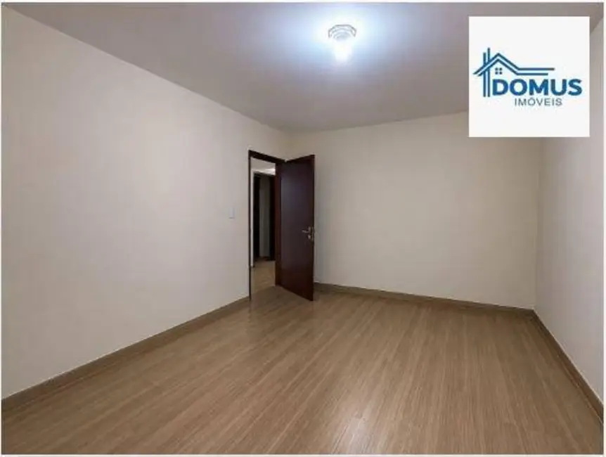 Foto 4 de Casa com 3 quartos à venda, 250m2 em Sao Jose Dos Campos - SP