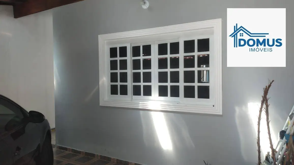 Foto 2 de Casa com 3 quartos à venda, 125m2 em Sao Jose Dos Campos - SP