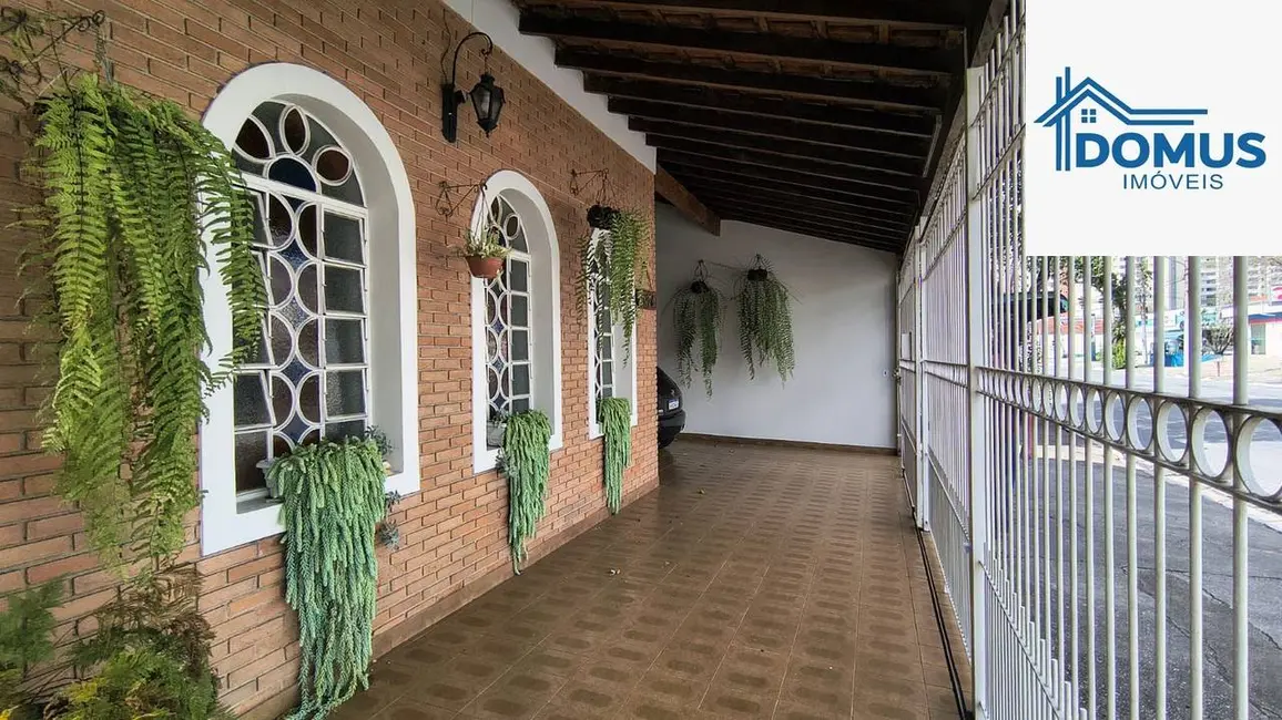 Foto 1 de Casa com 3 quartos à venda, 330m2 em Sao Jose Dos Campos - SP