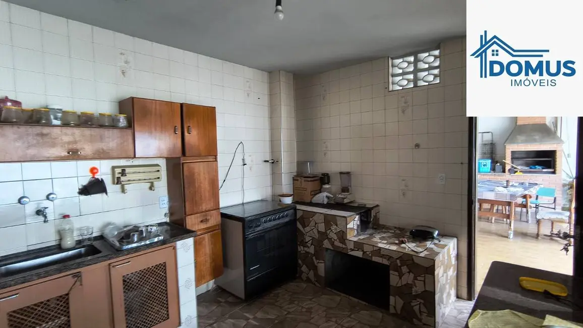Foto 6 de Casa com 3 quartos à venda, 330m2 em Sao Jose Dos Campos - SP