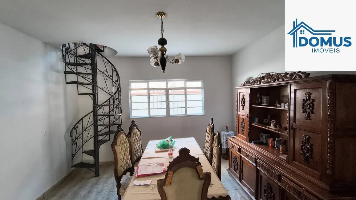Foto 9 de Casa com 3 quartos à venda, 330m2 em Sao Jose Dos Campos - SP