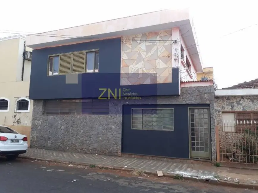 Foto 1 de Casa com 3 quartos à venda e para alugar, 161m2 em Campos Elíseos, Ribeirao Preto - SP
