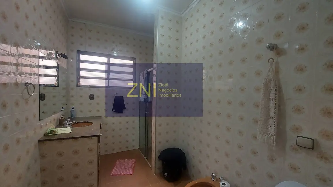 Casa com 3 quartos à venda, 263m2 em Parque dos Bandeirantes, Ribeirao Preto - SP - imagem 9 Foto 9 de Casa com 3 quartos à venda, 263m2 em Parque dos Bandeirantes, Ribeirao Preto - SP