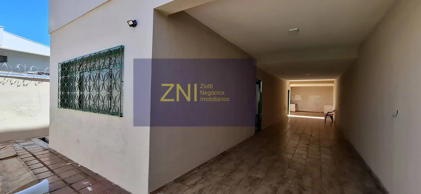 Foto 2 de Casa com 5 quartos à venda, 270m2 em Campos Elíseos, Ribeirao Preto - SP