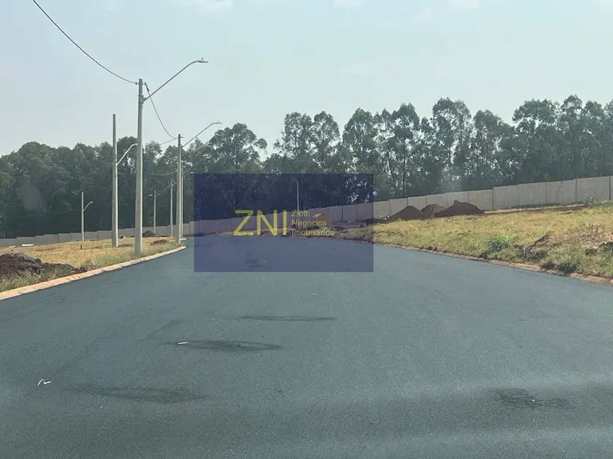 Foto 4 de Sala Comercial à venda, 1000m2 em Brodowski - SP