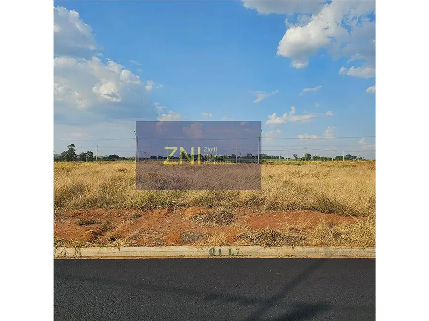 Foto 2 de Terreno / Lote à venda, 250m2 em Batatais - SP