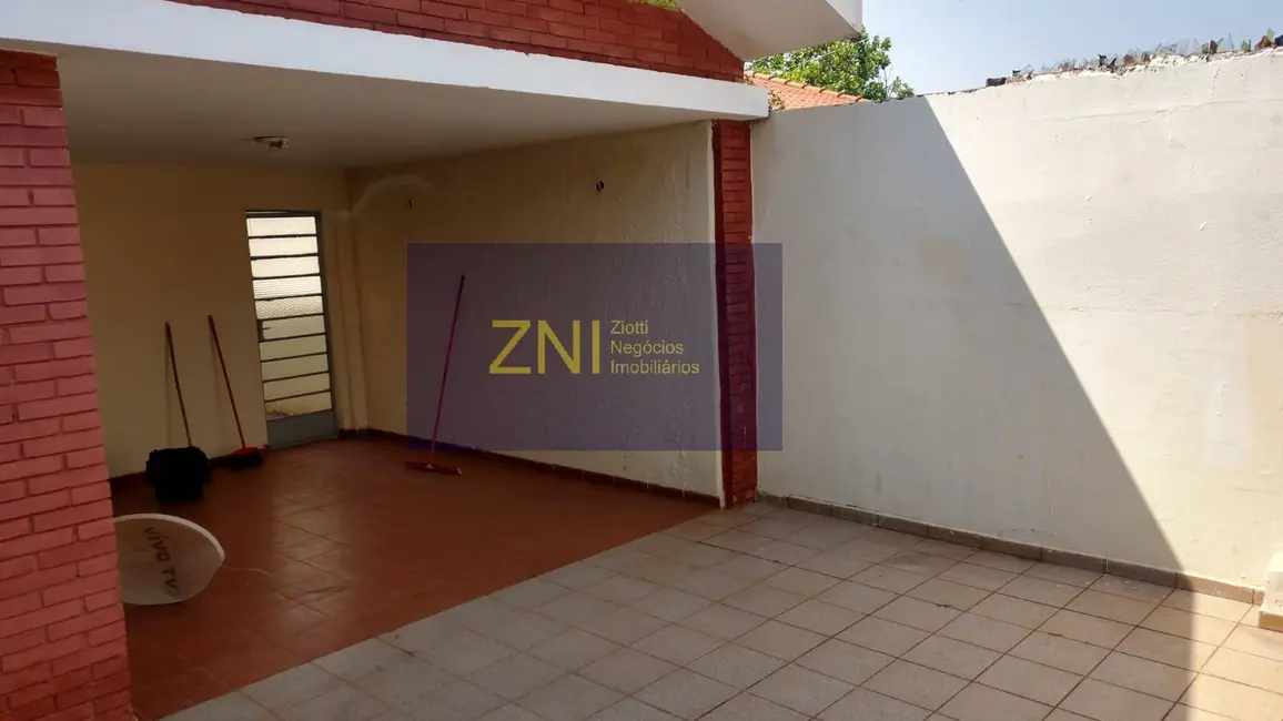 Casa com 5 quartos à venda, 250m2 em Parque Industrial Avelino Alves Palma, Ribeirao Preto - SP - imagem 3 Foto 3 de Casa com 5 quartos à venda, 250m2 em Parque Industrial Avelino Alves Palma, Ribeirao Preto - SP