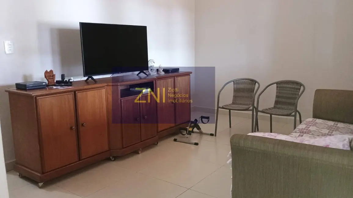 Casa com 3 quartos à venda, 400m2 em Ribeirânia, Ribeirao Preto - SP - imagem 2 Foto 2 de Casa com 3 quartos à venda, 400m2 em Ribeirânia, Ribeirao Preto - SP