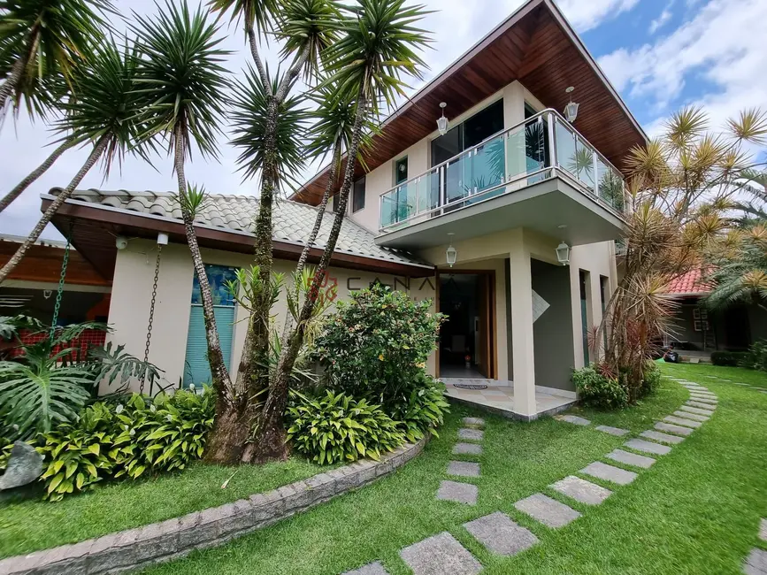 Foto 1 de Casa de Condomínio com 4 quartos à venda, 450m2 em Bracuí (Cunhambebe), Angra Dos Reis - RJ