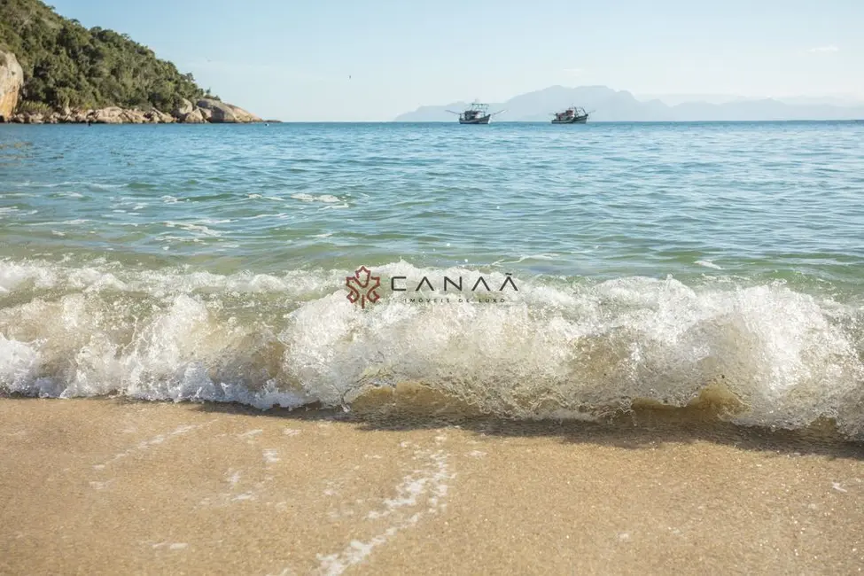 Foto 2 de Terreno / Lote à venda, 42400m2 em Praia da Ribeira (Cunhambebe), Angra Dos Reis - RJ