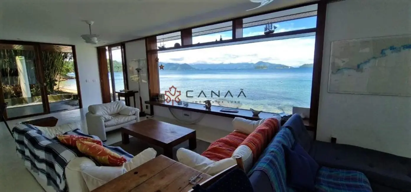 Foto 3 de Casa com 6 quartos à venda, 340m2 em Mombaça, Angra Dos Reis - RJ