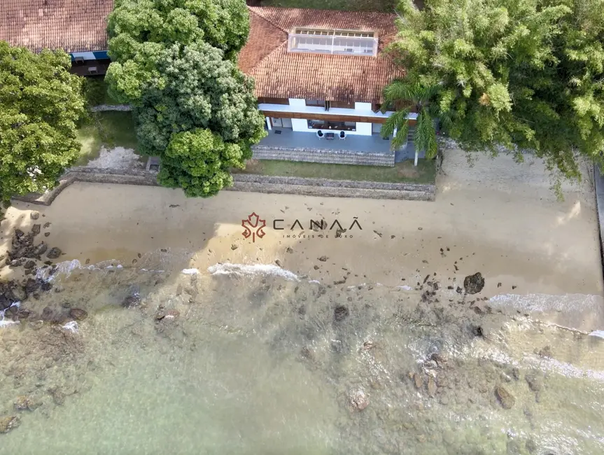 Foto 5 de Casa com 6 quartos à venda, 340m2 em Mombaça, Angra Dos Reis - RJ