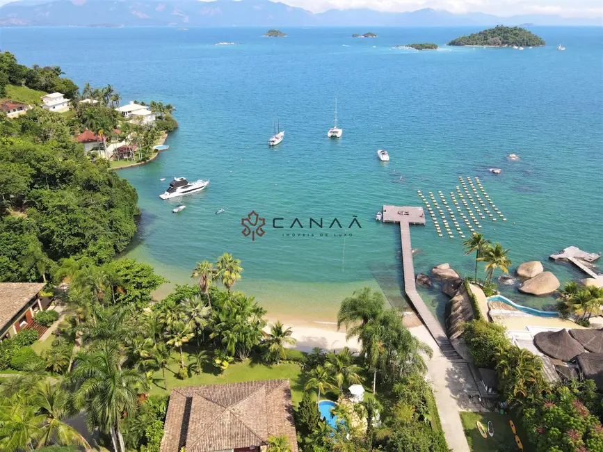 Casa de Condomínio com 5 quartos para alugar, 431m2 em Mombaça, Angra Dos Reis - RJ - imagem 4 Foto 4 de Casa de Condomínio com 5 quartos para alugar, 431m2 em Mombaça, Angra Dos Reis - RJ