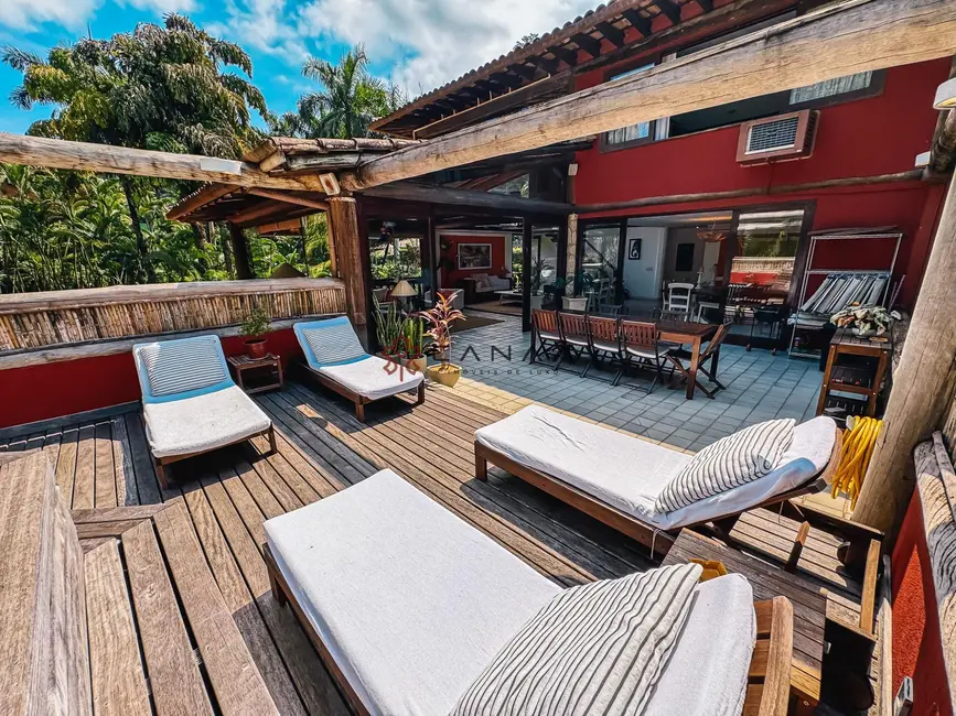 Casa de Condomínio com 5 quartos para alugar, 431m2 em Mombaça, Angra Dos Reis - RJ - imagem 8 Foto 8 de Casa de Condomínio com 5 quartos para alugar, 431m2 em Mombaça, Angra Dos Reis - RJ