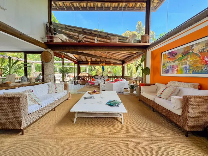 Foto 2 de Casa de Condomínio com 5 quartos para alugar, 431m2 em Mombaça, Angra Dos Reis - RJ