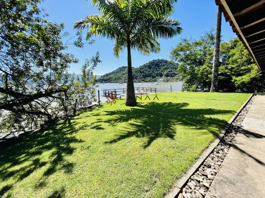 Foto 7 de Casa com 4 quartos à venda, 350m2 em Retiro (Cunhambebe), Angra Dos Reis - RJ