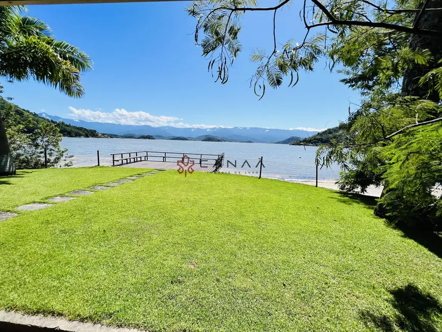 Foto 6 de Casa com 4 quartos à venda, 350m2 em Retiro (Cunhambebe), Angra Dos Reis - RJ