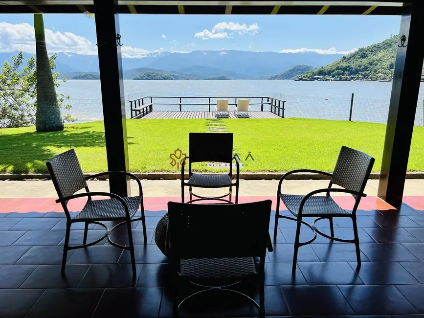Foto 1 de Casa com 4 quartos à venda, 350m2 em Retiro (Cunhambebe), Angra Dos Reis - RJ