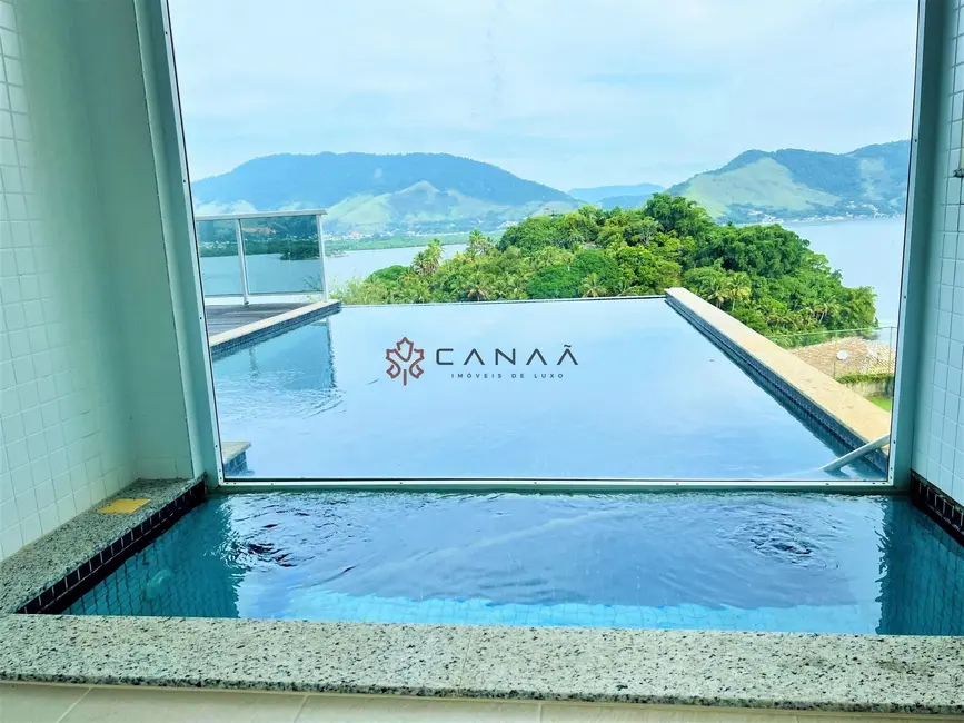 Casa de Condomínio com 4 quartos para alugar, 250m2 em Pontal (Cunhambebe), Angra Dos Reis - RJ - imagem 3 Foto 3 de Casa de Condomínio com 4 quartos para alugar, 250m2 em Pontal (Cunhambebe), Angra Dos Reis - RJ