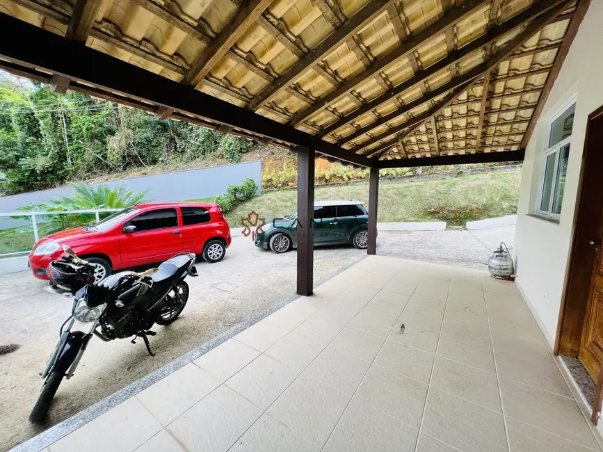 Casa de Condomínio com 4 quartos para alugar, 250m2 em Pontal (Cunhambebe), Angra Dos Reis - RJ - imagem 9 Foto 9 de Casa de Condomínio com 4 quartos para alugar, 250m2 em Pontal (Cunhambebe), Angra Dos Reis - RJ