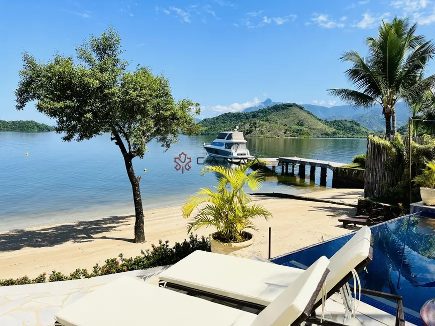 Casa de Condomínio com 10 quartos para alugar, 600m2 em Itanema (Cunhambebe), Angra Dos Reis - RJ - imagem 6 Foto 6 de Casa de Condomínio com 10 quartos para alugar, 600m2 em Itanema (Cunhambebe), Angra Dos Reis - RJ