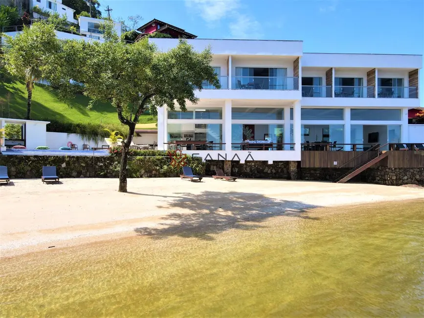 Foto 2 de Casa de Condomínio com 10 quartos para alugar, 600m2 em Itanema (Cunhambebe), Angra Dos Reis - RJ