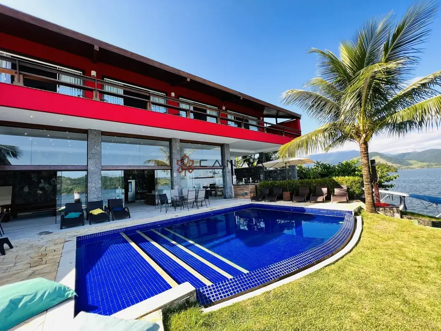 Casa de Condomínio com 12 quartos para alugar, 700m2 em Itanema (Cunhambebe), Angra Dos Reis - RJ - imagem 8 Foto 8 de Casa de Condomínio com 12 quartos para alugar, 700m2 em Itanema (Cunhambebe), Angra Dos Reis - RJ