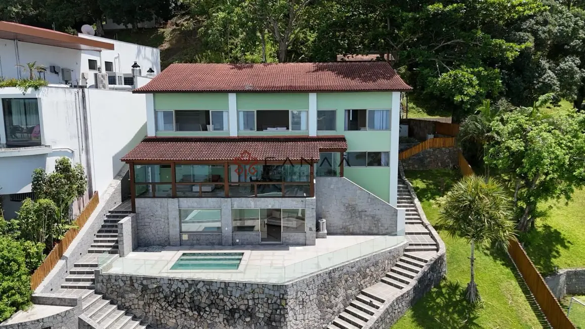 Casa de Condomínio com 7 quartos à venda, 700m2 em Mombaça, Angra Dos Reis - RJ - imagem 5 Foto 5 de Casa de Condomínio com 7 quartos à venda, 700m2 em Mombaça, Angra Dos Reis - RJ