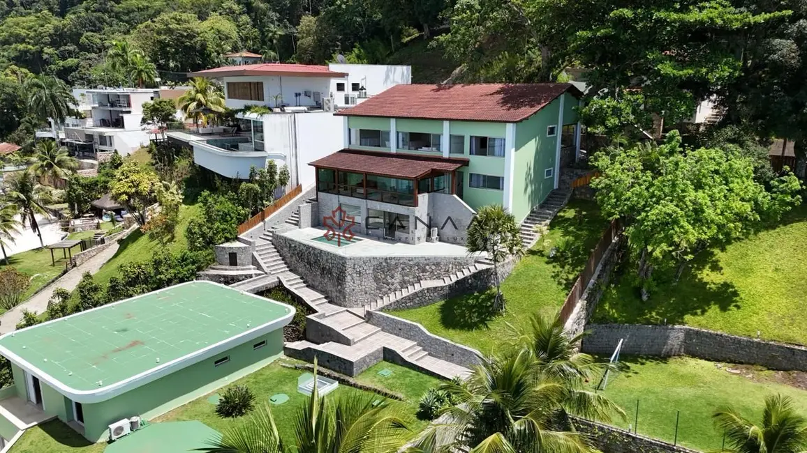 Casa de Condomínio com 7 quartos à venda, 700m2 em Mombaça, Angra Dos Reis - RJ - imagem 2 Foto 2 de Casa de Condomínio com 7 quartos à venda, 700m2 em Mombaça, Angra Dos Reis - RJ