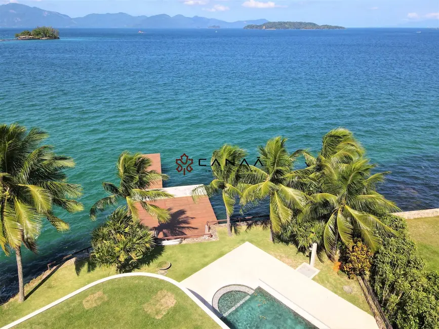 Foto 2 de Casa de Condomínio com 7 quartos à venda, 700m2 em Mombaça, Angra Dos Reis - RJ