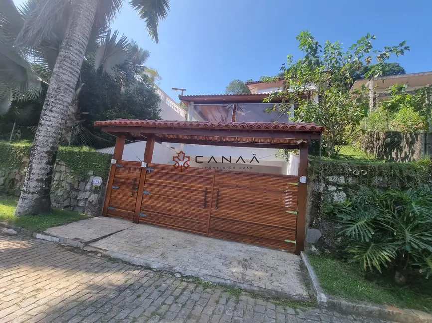 Foto 2 de Casa de Condomínio com 5 quartos à venda, 450m2 em Portogalo, Angra Dos Reis - RJ