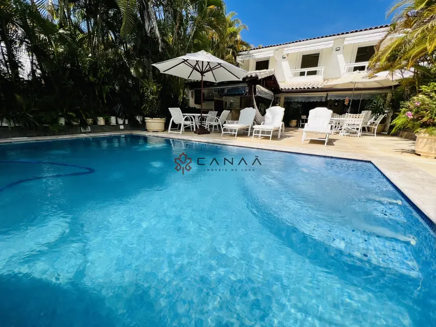 Foto 3 de Casa de Condomínio com 6 quartos à venda, 400m2 em Frade (Cunhambebe), Angra Dos Reis - RJ