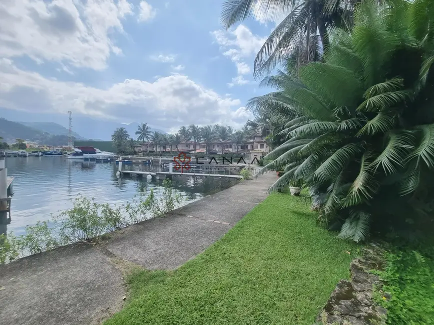 Foto 3 de Casa de Condomínio com 5 quartos à venda, 350m2 em Frade (Cunhambebe), Angra Dos Reis - RJ