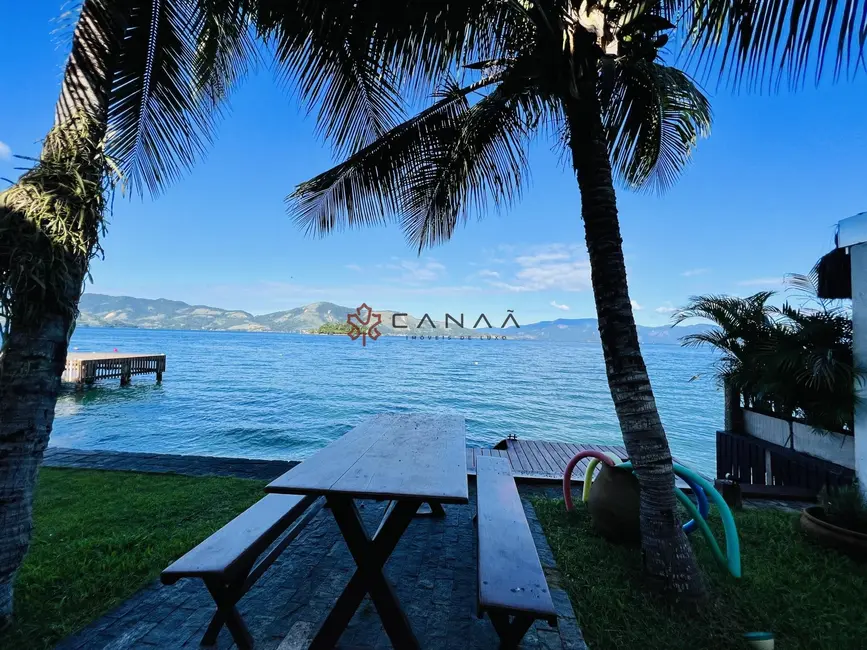 Foto 6 de Casa com 4 quartos à venda, 400m2 em Mombaça, Angra Dos Reis - RJ