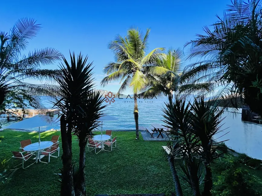 Foto 7 de Casa com 4 quartos à venda, 400m2 em Mombaça, Angra Dos Reis - RJ